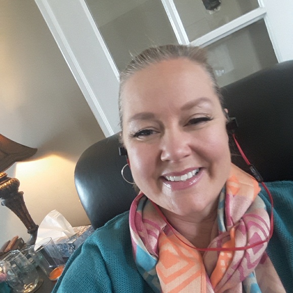 Meet your Posher, Criss ann - Picture 1 of 1